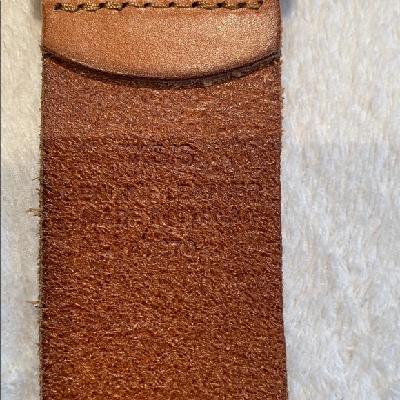 J Crew tan leather perforated laser cut brass buckle belt Sz XS/S - Picture 5 of 5
